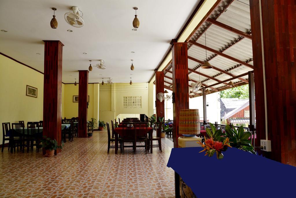 Hotel Vilayvong Ванг-Виенг Экстерьер фото