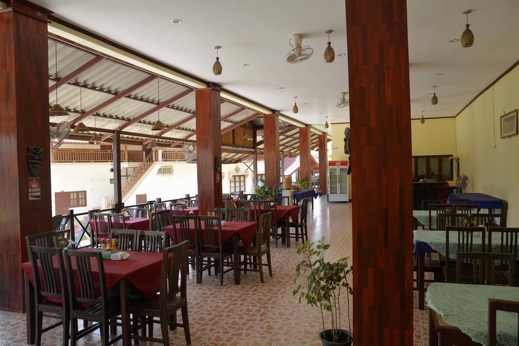 Hotel Vilayvong Ванг-Виенг Экстерьер фото