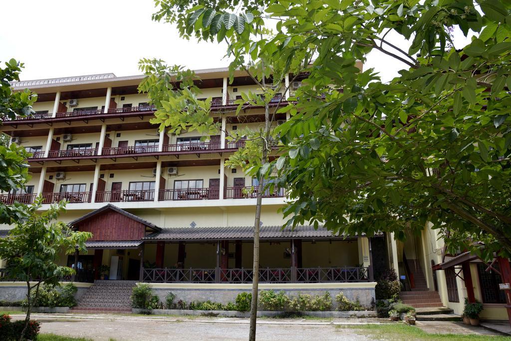Hotel Vilayvong Ванг-Виенг Экстерьер фото
