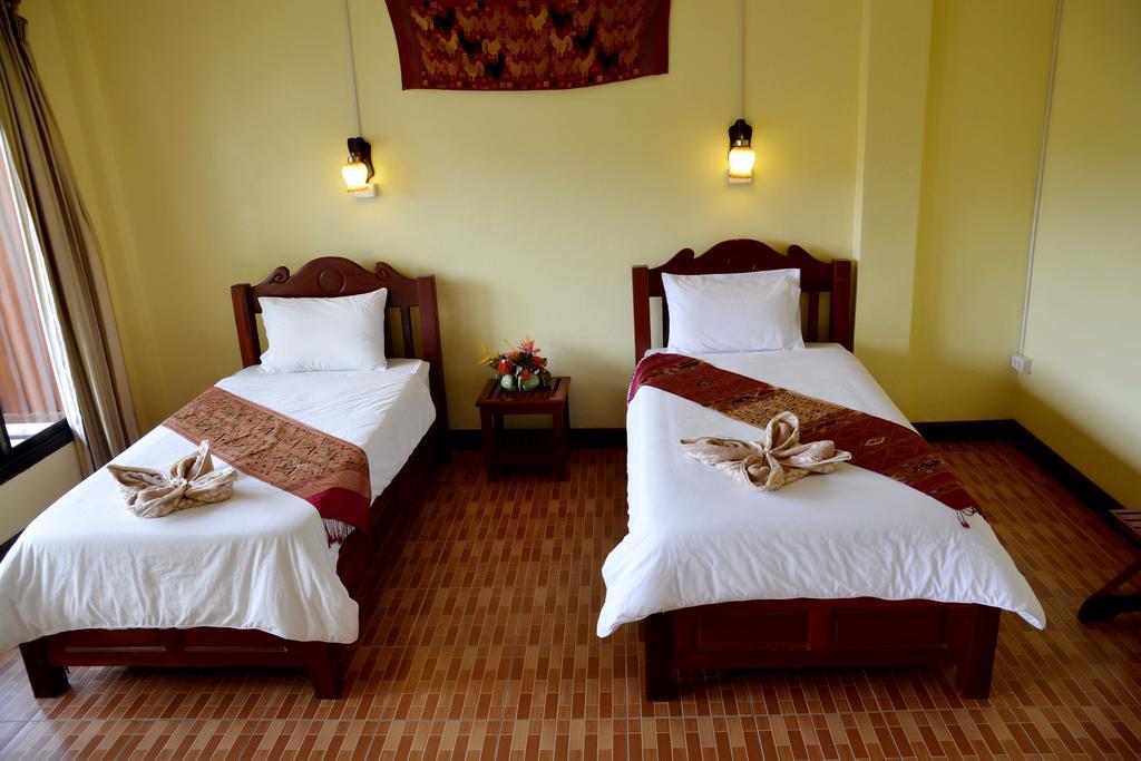 Hotel Vilayvong Ванг-Виенг Экстерьер фото